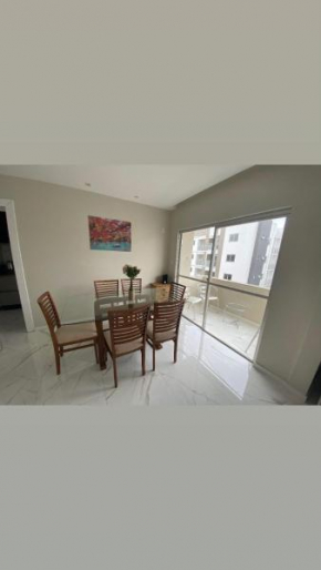 Lindo apê com 1 suíte e 1 dormitorio prox a praia